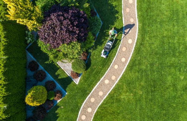 Cost of Mowing And Landscaping in Bowling Green